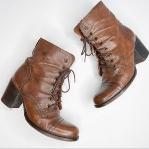 Steve Madden Granny Graanie Zip Distressed Boots